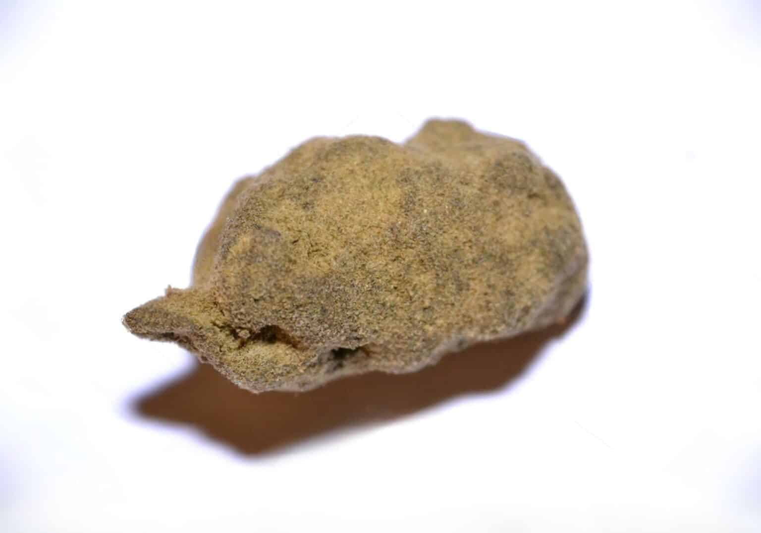 découvrez moon rock weed, une variété de cannabis exceptionnelle alliant arômes puissants et effets intenses pour une expérience unique et mémorable.